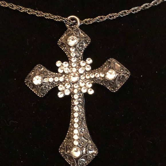 Vintage Rhinestone Cross - Picture 2 of 3